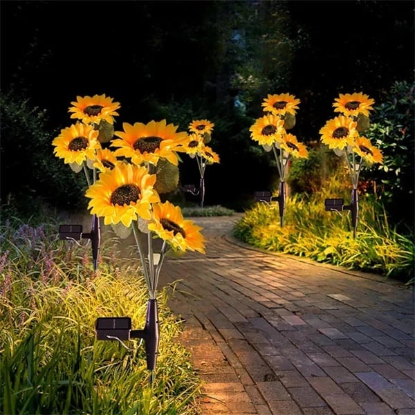 🌻60% OFF! ☀️ Waterproof solar-powered lamps – Realistic petals, IP65 weatherproof and automatically light up for 8–12 hours ☀️🌻