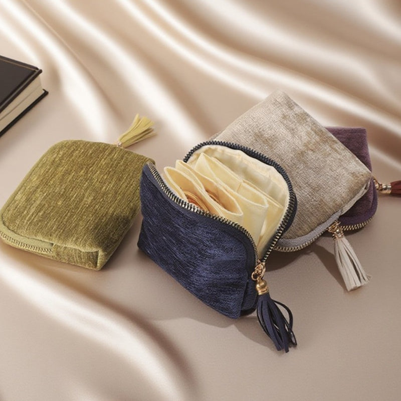📢📢 50% OFF!! ⏰ Small zipped jewellery travel pouch – compact, easy to carry and perfect for rings, earrings and necklaces